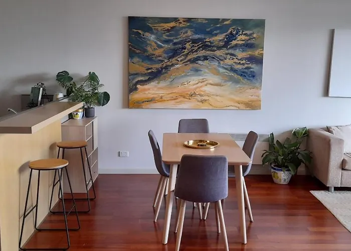 Beautiful Apartment 100Mts Near The Beach In Port Melbourne