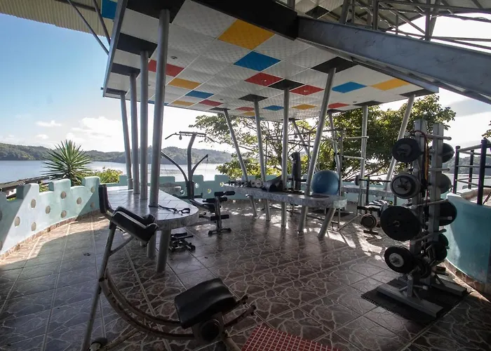 Hotel Boca Brava Lodge, Cabanas Rusticas Con Vista Al Mar, En Isla Boca Brava, Boca Chica, Frente A Playa, Naturaleza Y Descanso