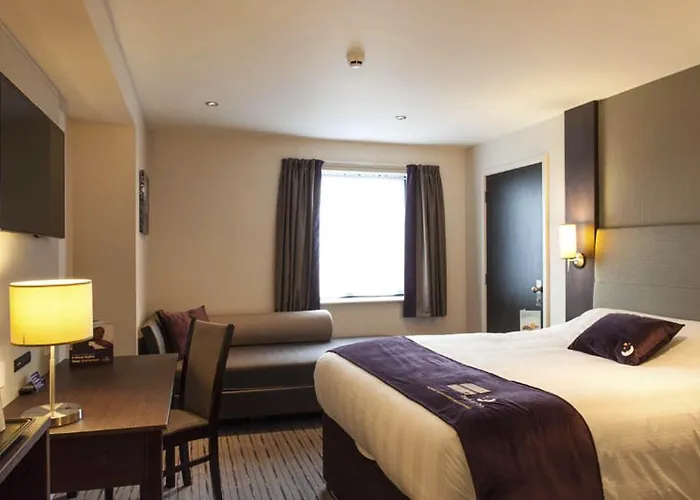 Premier Inn Dover Central - Eastern Ferry Terminal