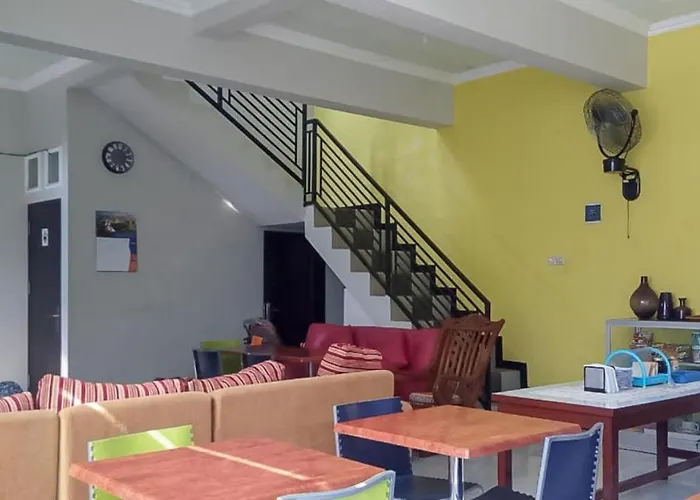 Kartini Guest House Near Alun Alun Probolinggo