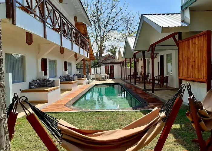 Katara Gili, Boutique Rooms And Bungalows