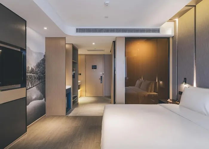 Atour Hotel Shaoxing Shangyu E-Travel Town