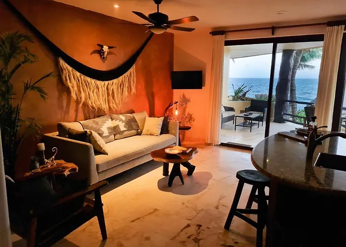 Stylish Oceanfront Condo With Pool