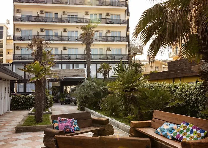 Hotel Constellation