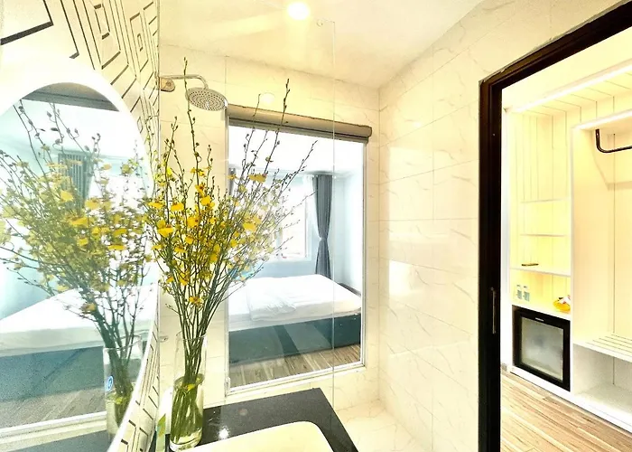 Phuong Vy Luxury Hotel