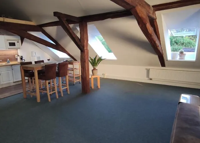 zentrumsnahes Wohnen in der Alten Schule am See