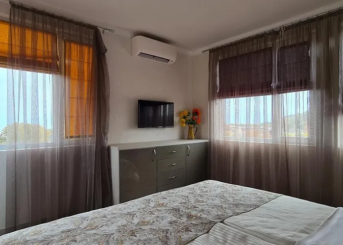 Aparthotel Olympus Plaza - Spa & Indoor Pool