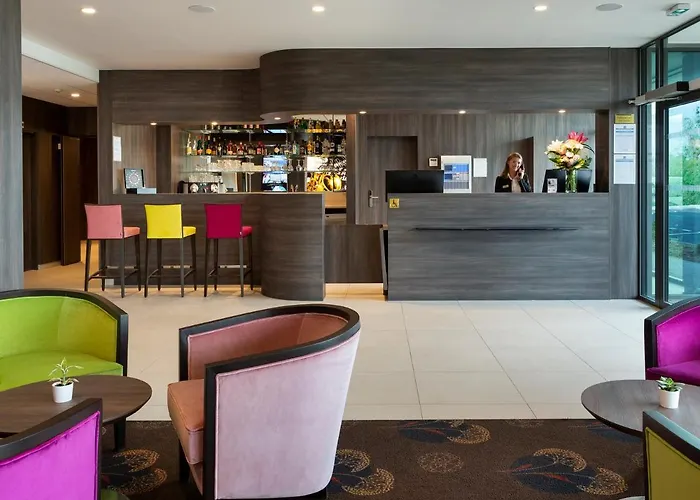 Hotel Roi Soleil Prestige Plaisir - St Quentin