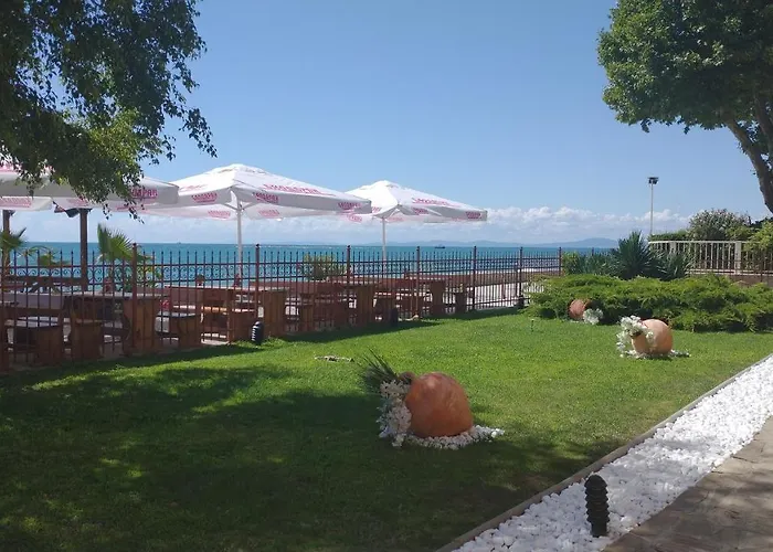 Aura Family Hotel
