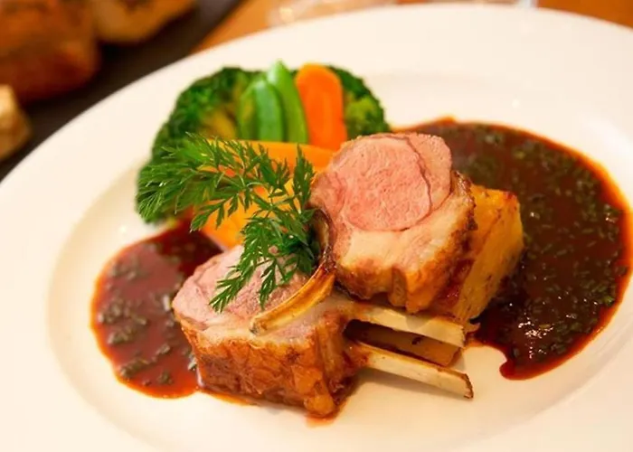 Lovat Arms Hotel