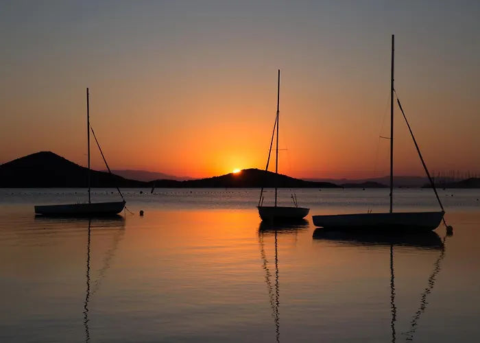 Hotel Izan Cavanna