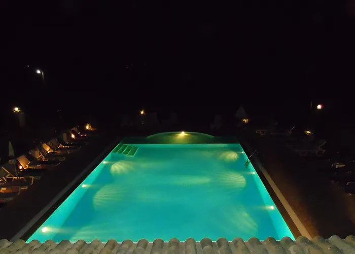 Bruskos Hotel & Suites