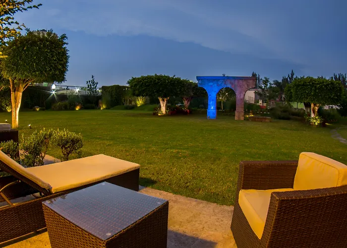 Hotel Estancia Business Class