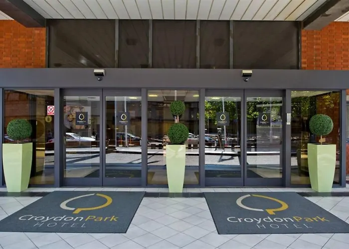 Clarion Croydon Park Hotel