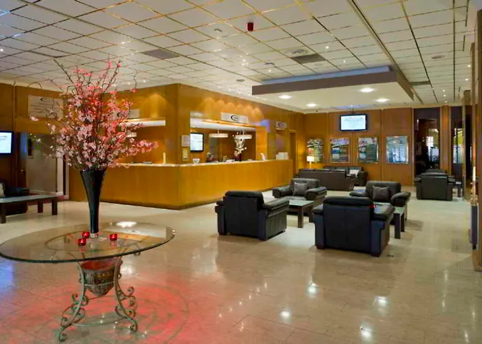Clarion Croydon Park Hotel