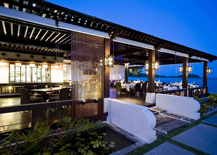 Sareeraya Villas & Suites