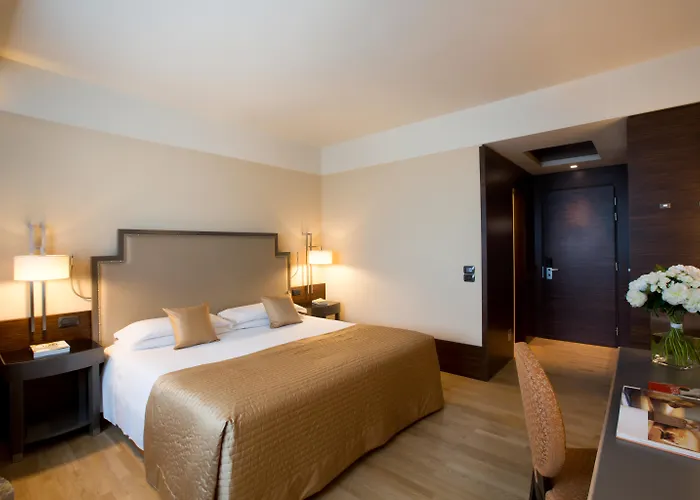 Starhotels Grand Milan