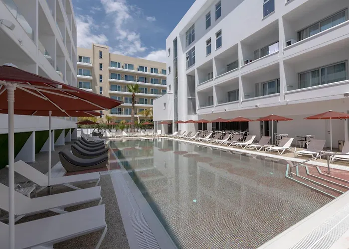 Kokkinos Boutique Hotel