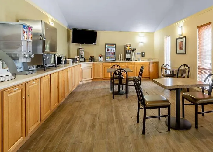 Super 8 By Wyndham Cheyenne Wy