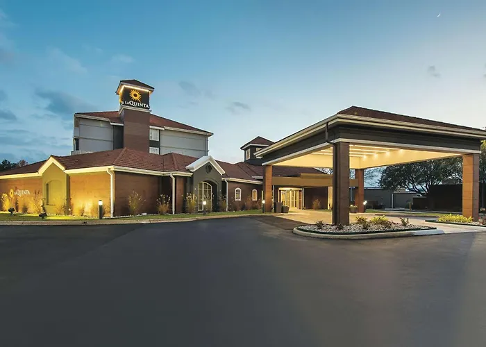 La Quinta Inn & Suites By Wyndham Shreveport Airport