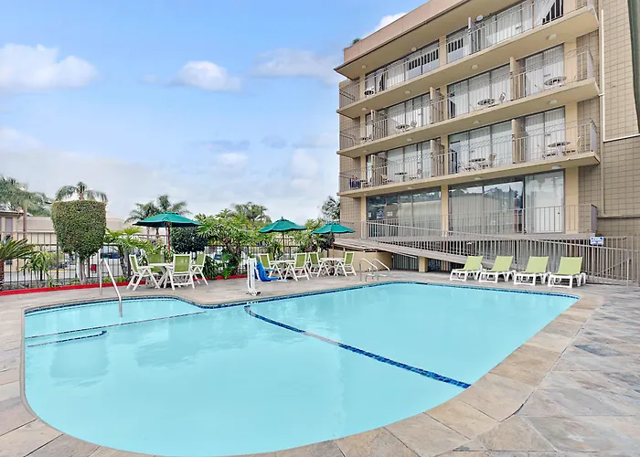 Vivo Flex Living Torrance Hotel
