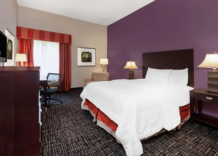 La Quinta By Wyndham Lumberton