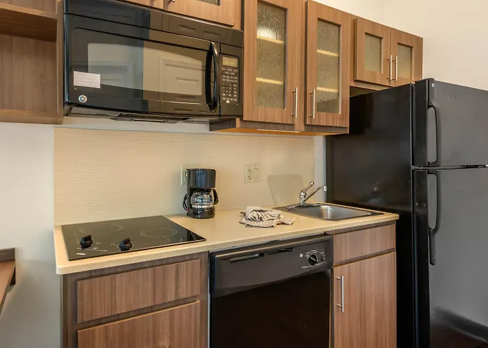 Candlewood Suites Fort Myers/Sanibel Gateway By Ihg