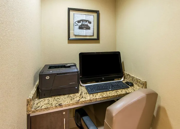 Microtel Inn And Suites North Canton
