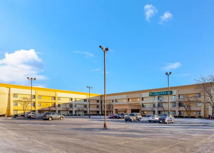 La Quinta Inn By Wyndham Chicago Willowbrook