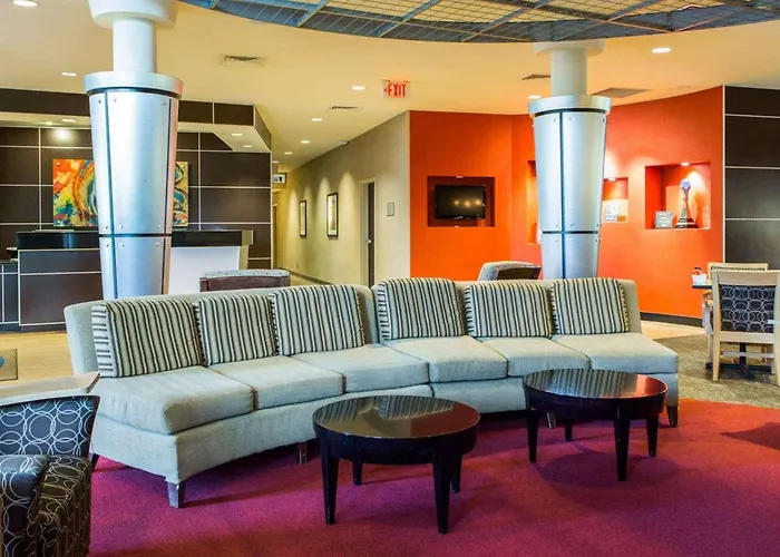Cambria Hotel Traverse City
