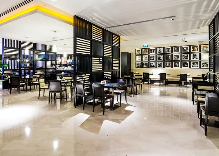 Holiday Inn Express Dubai Airport By Ihg