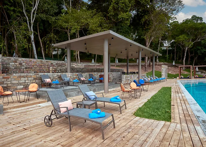Independence Hotel Resort & Spa