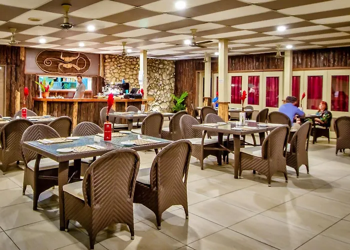 Tanoa Skylodge Hotel