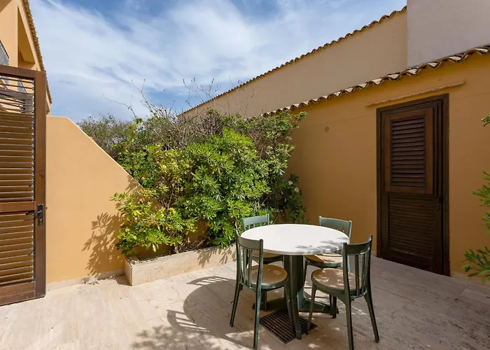 Phi Hotel La Tonnara Di Bonagia