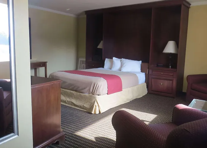 Travelodge By Wyndham Stratton