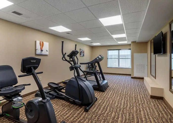 Comfort Inn & Suites Northern Kentucky