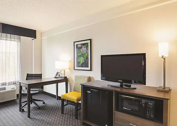 La Quinta Inn & Suites By Wyndham Denver Airport Dia