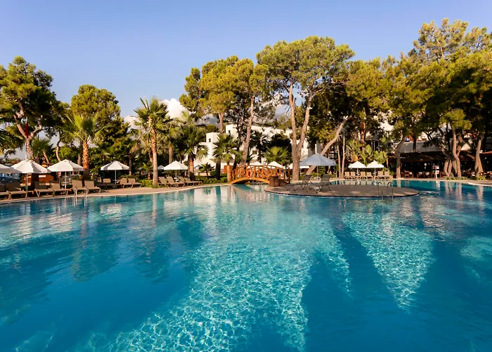Seven Seas Hotel Life