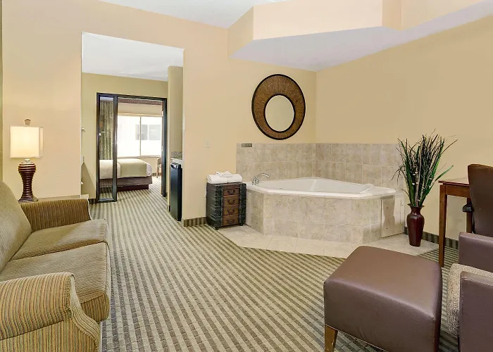 Days Inn By Wyndham Cheyenne