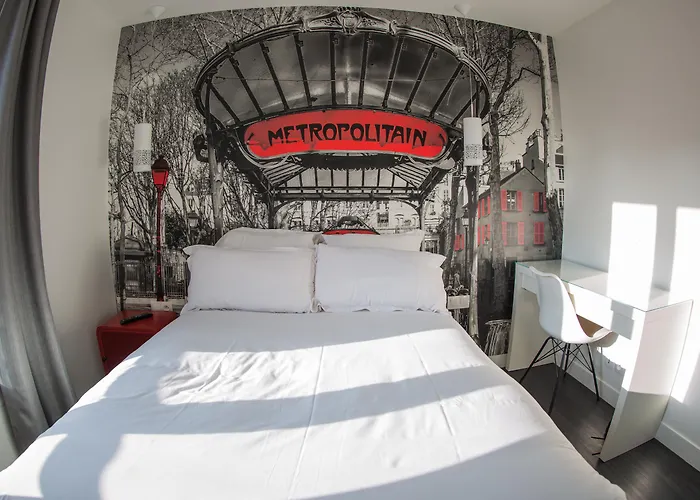 Glam'S Hotel