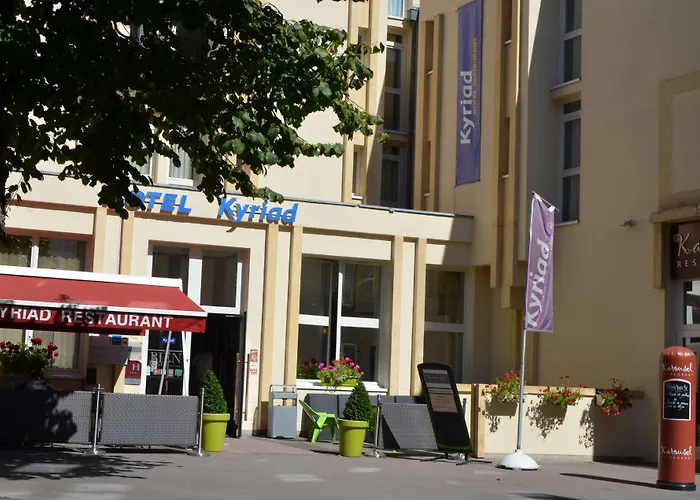 Kyriad Metz Centre - Restaurant Moze