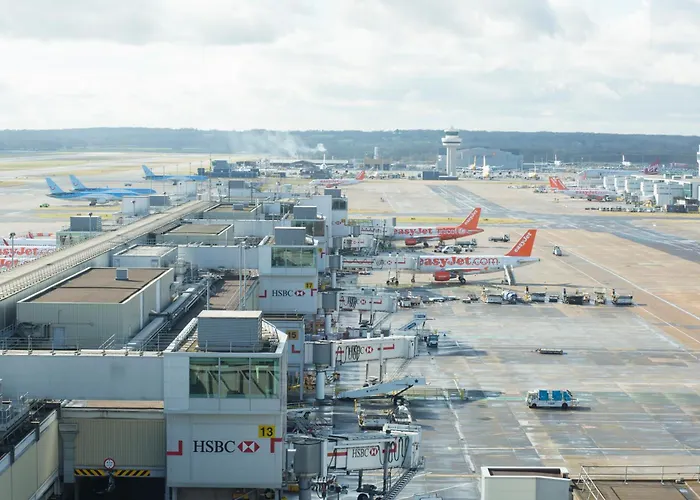 Bloc Hotel London Gatwick Airport
