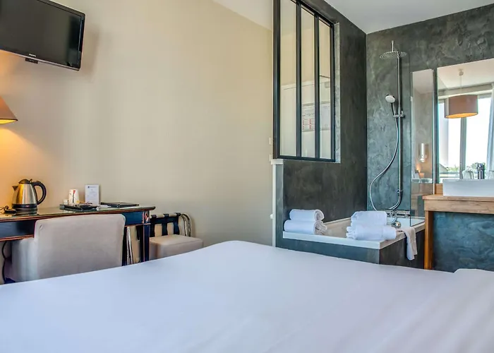 Best Western Hotel De La Plage Saint Marc Sur Mer