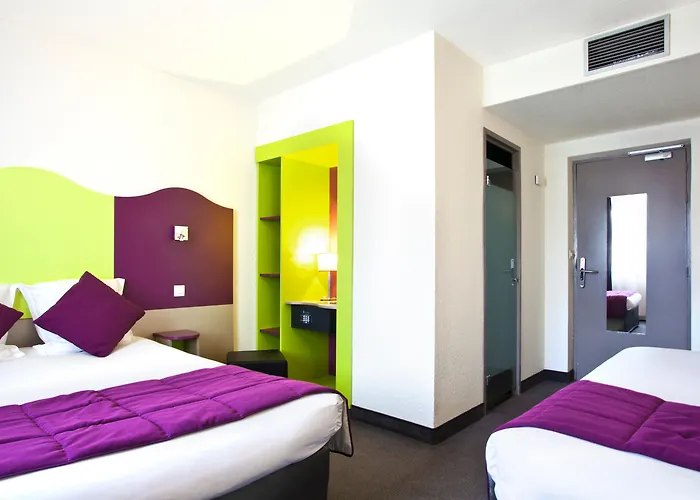 Logis Hotel Noemys Pont De L'Etoile
