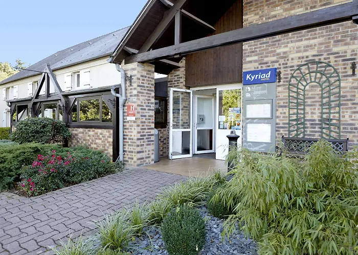 Kyriad Hotel Laval