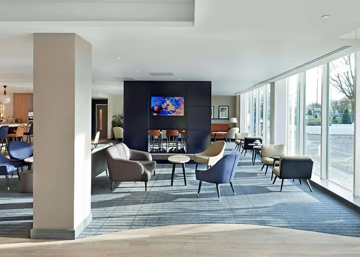 Hyatt Place London Heathrow Airport