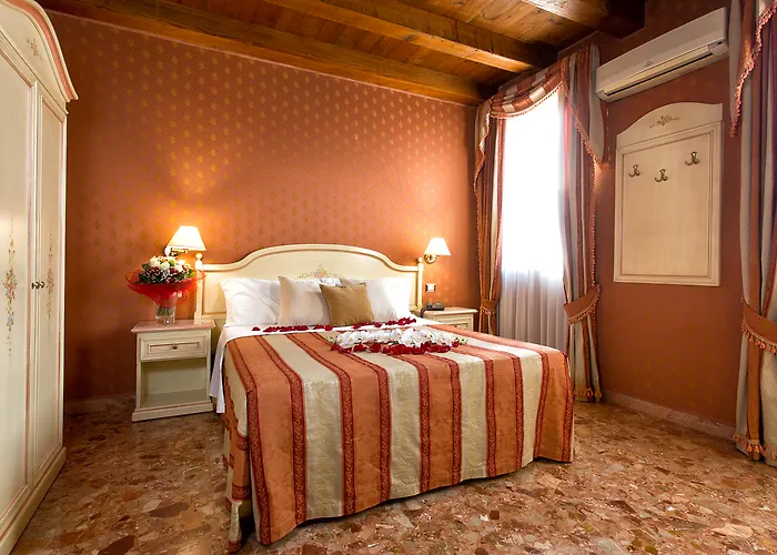 Hotel Conterie