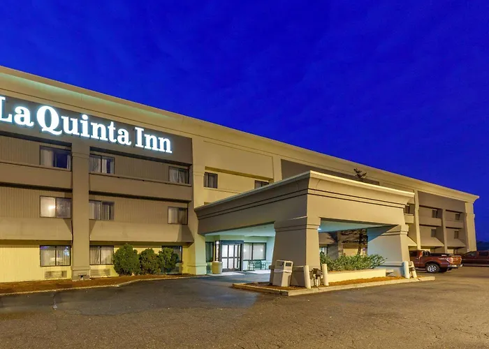 La Quinta Inn By Wyndham Detroit Canton