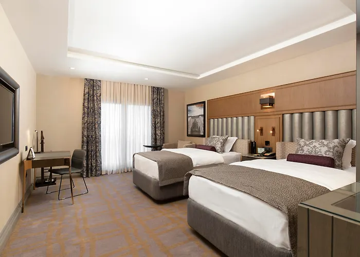 Almira Hotel Thermal Spa & Convention Center