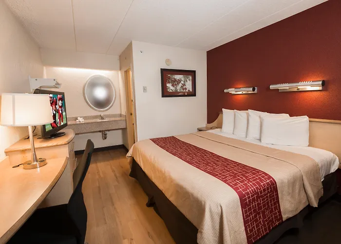 Red Roof Inn Chicago - Downers Grove